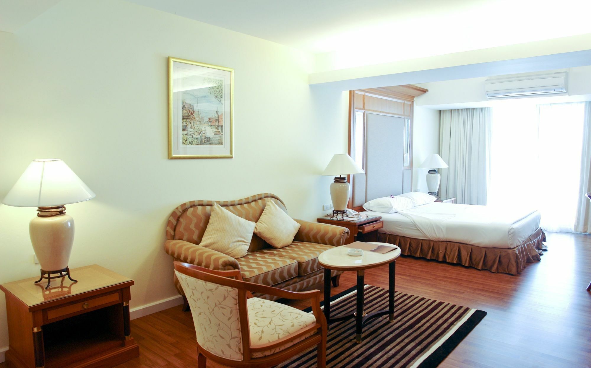 Kameo Grand Hotel & Serviced Apartment, Rayong Extérieur photo